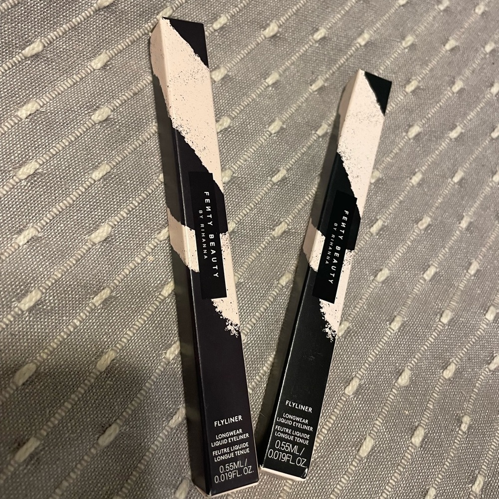 BRAND NEW! Fenty Beauty Flyliner